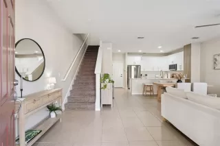 Photo #2: O6382031 Listing