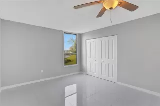 Photo #6: O6382136 Listing 