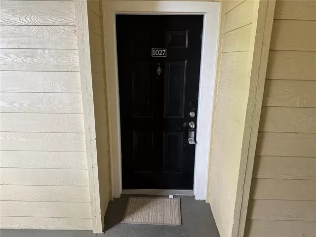 MLS: O6382382 Condo For Sale