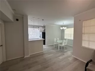 Photo #6: O6382382 Listing 