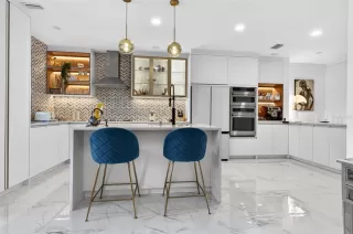 Photo #2: O6382383 Listing 