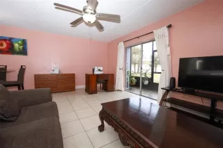 Photo #5: O6382436 Listing 