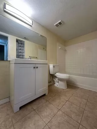 Photo #6: O6382439 Listing