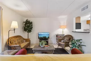 Photo #3: O6382547 Listing 