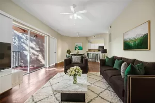 Photo #2: O6382551 Listing