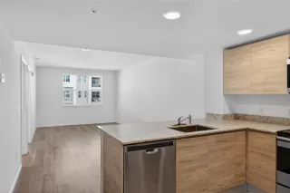 Photo #6: O6382569 Listing