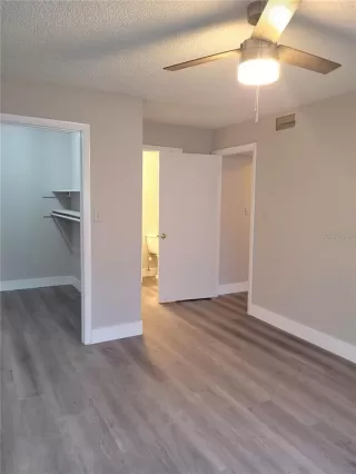 Photo #6: O6382732 Listing