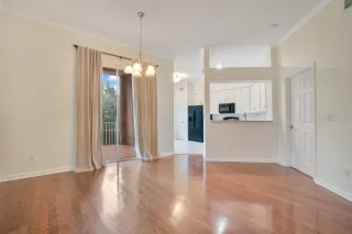 Photo #3: O6382767 Listing