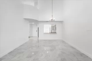 Photo #2: O6382784 Listing 