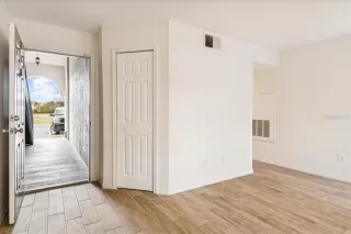 Photo #2: O6382923 Listing 