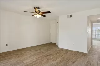 Photo #3: O6382923 Listing 