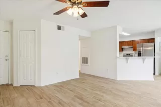 Photo #6: O6382923 Listing 