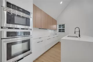 Photo #6: O6382951 Listing