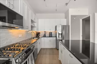 Photo #5: O6383025 Listing 