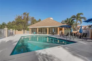 Photo #1: O6383183 Listing 