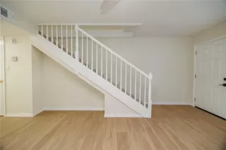 Photo #6: O6383535 Listing 