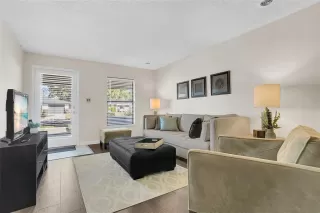 Photo #5: O6383596 Listing 