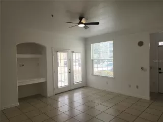 Photo #1: O6383607 Listing