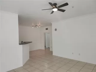 Photo #6: O6383607 Listing