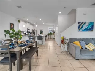 Photo #4: O6383698 Listing 