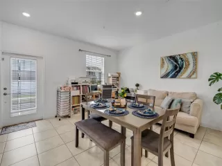 Photo #5: O6383698 Listing 