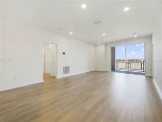 Photo #4: O6383739 Listing 