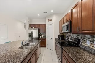 Photo #4: O6383754 Listing 