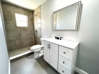 Photo #2: O6383929 Listing 