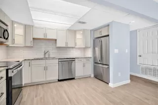 Photo #2: O6384013 Listing 