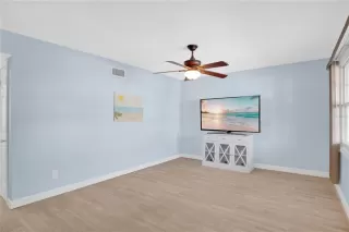 Photo #6: O6384013 Listing 