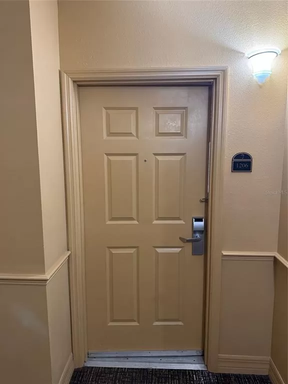 MLS: O6384044 Condo For Sale