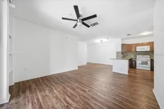 Photo #6: O6384073 Listing 