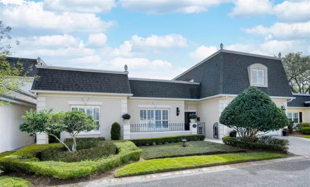 MLS: O6384093 Condo For Sale