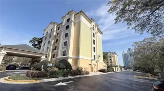 Photo #1: O6384170 Listing