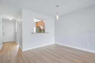 Photo #5: O6384336 Listing 