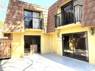 More Details about MLS # O6384352 : 5371 BAMBOO COURT UNIT 401