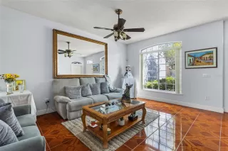 Photo #3: O6384368 Listing