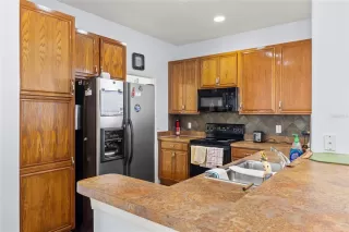 Photo #6: O6384368 Listing