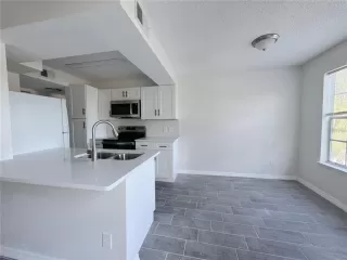 Photo #4: O6384589 Listing