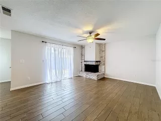 Photo #6: O6384755 Listing 