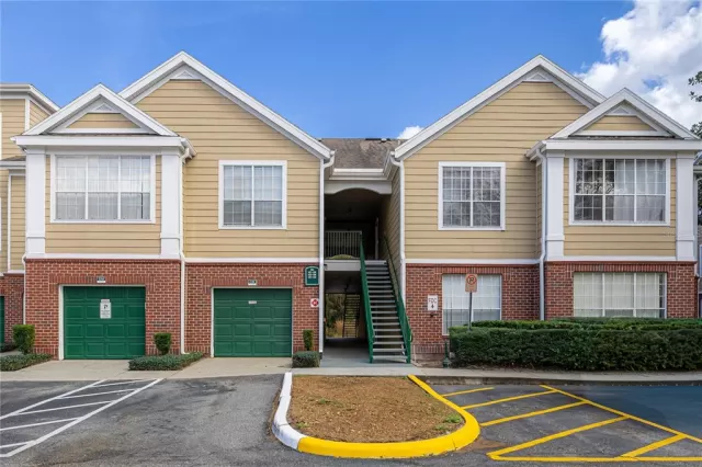 MLS: O6384886 Condo For Sale