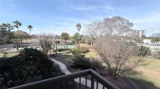 Photo #3: O6384933 Listing