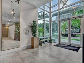 Photo #1: O6384970 Listing