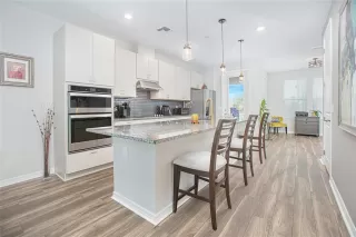 Photo #1: O6385014 Listing 