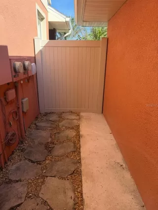 Photo #5: O6385041 Listing