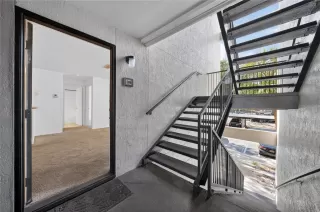 Photo #2: O6385138 Listing 