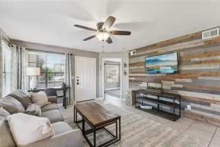 Photo #2: O6385172 Listing 