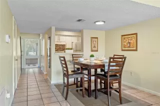 Photo #6: O6385383 Listing