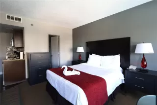 Photo #3: O6385432 Listing