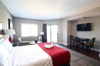 Photo #5: O6385432 Listing